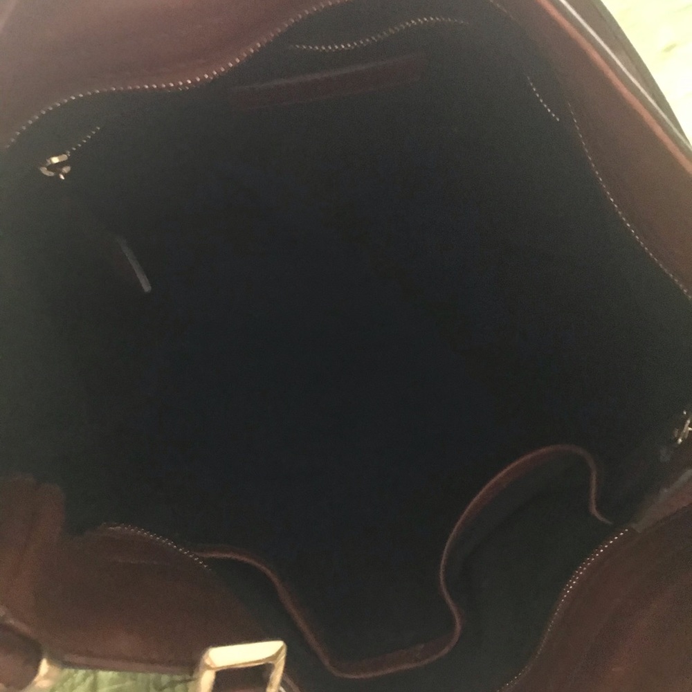 Burberry Dutton Hobo Bag - Picture 2 of 4
